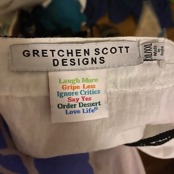 Embroidered caftan - Picture 4 of 5